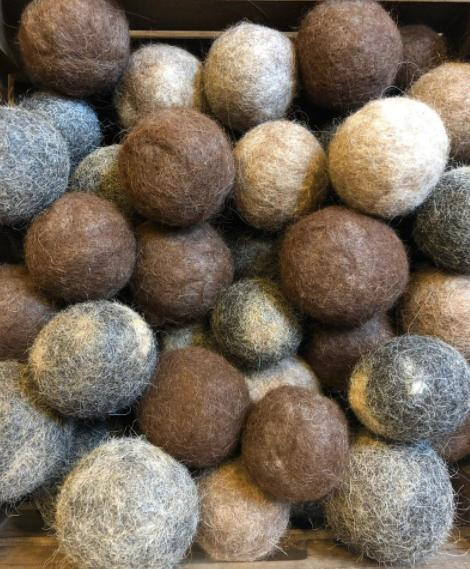 Home Decor & Holiday Items