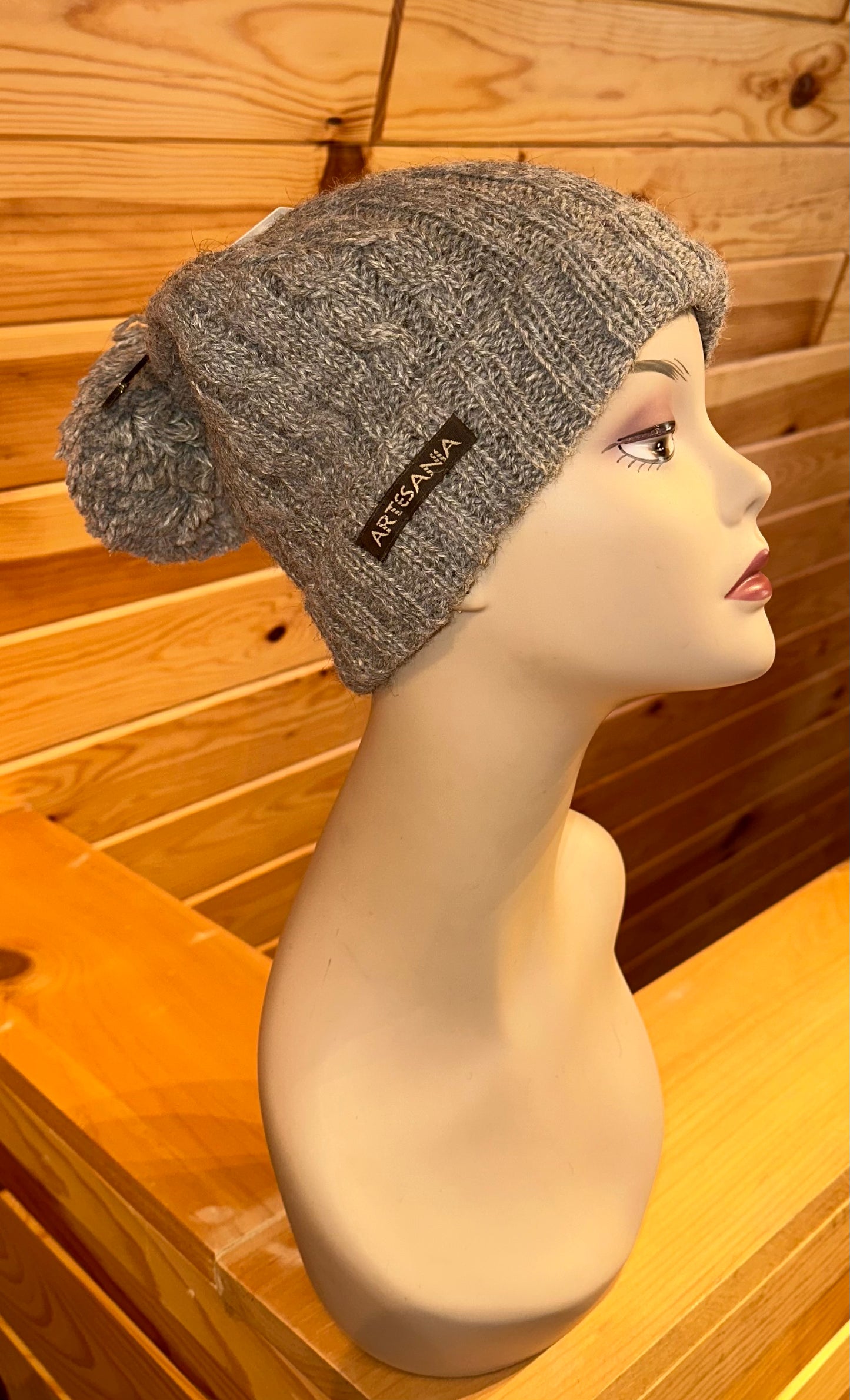 ART Alpaca Pom Hat WH017